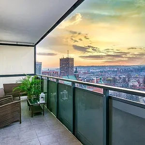 Maya's Flats & 26 - Panorama View Апартаменты